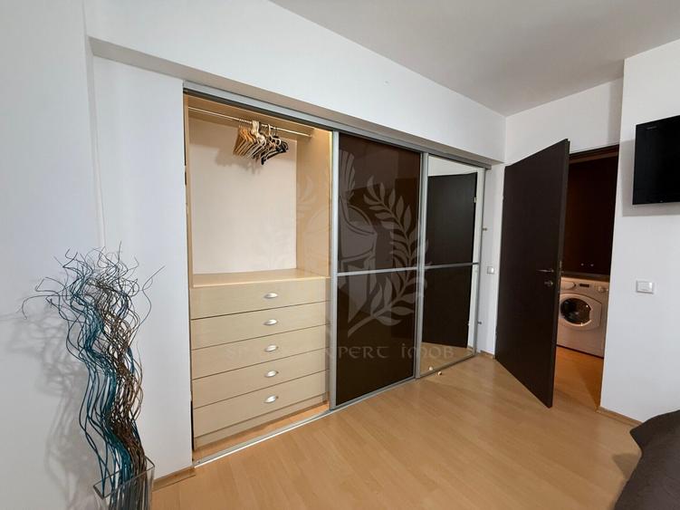 Apartament cu 2 camere decomandat, mobilat în Republicii