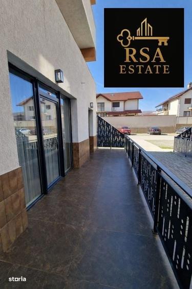 Apartament cu 3 camere decomandat în Cremenari