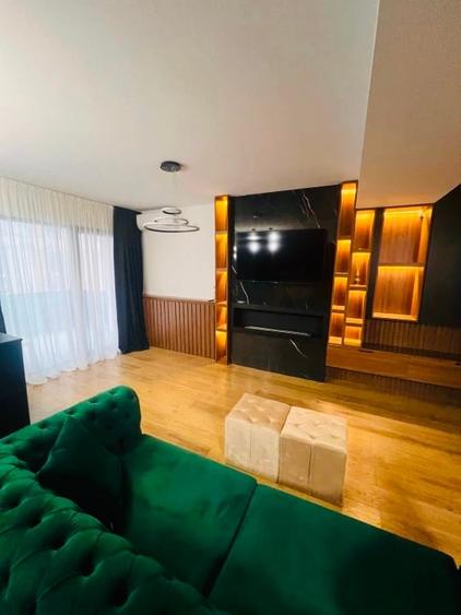Apartament cu 2 camere decomandat, mobilat în Central