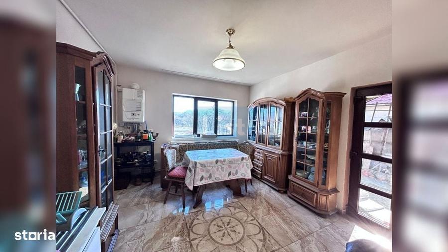 Casă cu 2 camere cu Teren 800 Mp în Central