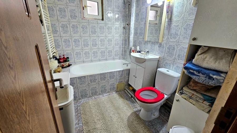 Apartament Moinesti zona Parc Tei - 1