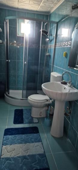 Casă cu 4 camere în Ghirdoveni