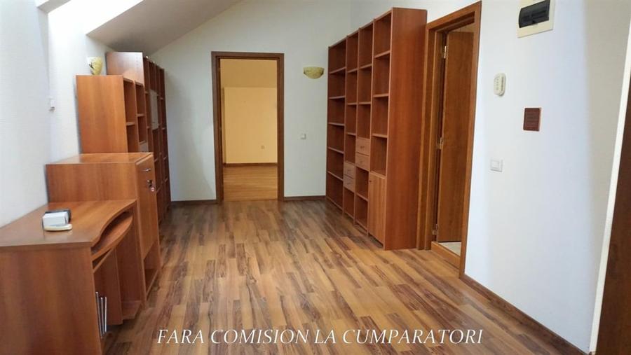 Casă individuală cu 5 camere cu Canalizare în Muereasca