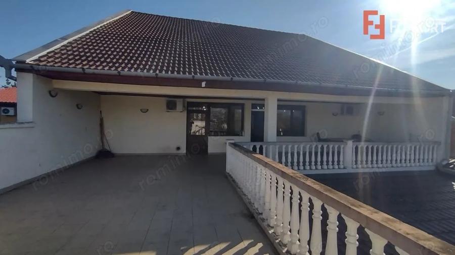Casă cu 6 camere cu Teren 788 Mp în Bucovina