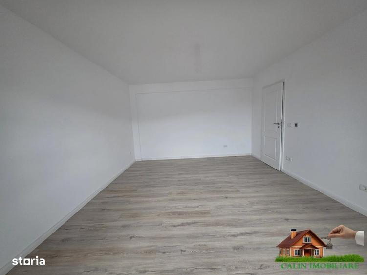 Apartament cu 7 camere semidecomandat în Păcurari