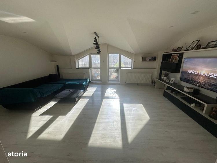 Apartament cu 3 camere decomandat, mobilat în Rovine
