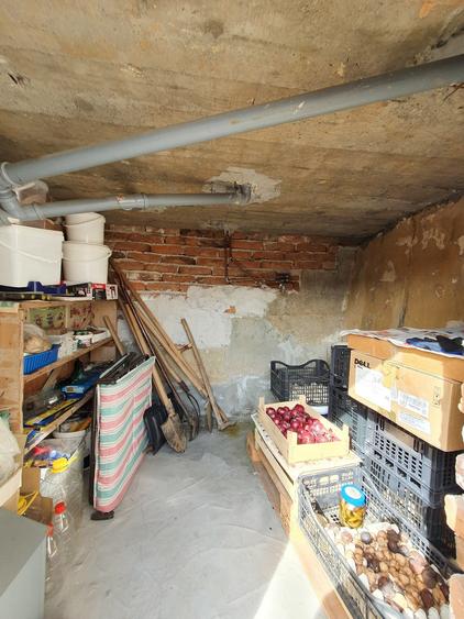 Casă cu 4 camere cu Teren 280 Mp în Periferie