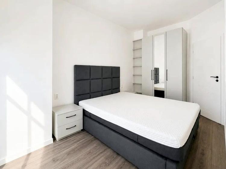 Apartament cu 3 camere semidecomandat în Mărăști
