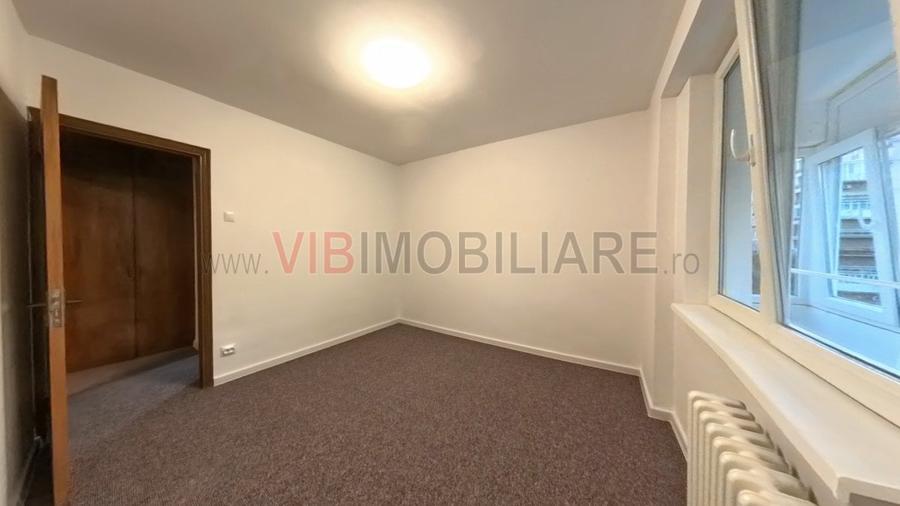Apartament cu 2 camere semidecomandat în Tineretului