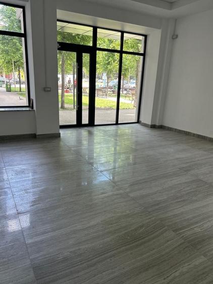 Spațiu comercial, de 70 mp, în Exterior Vest