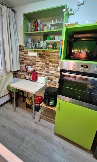 Apartament cu 2 camere decomandat, mobilat în Aleea Carpați