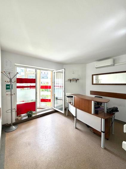 Apartament cu 3 camere decomandat în Valea Moșneagului