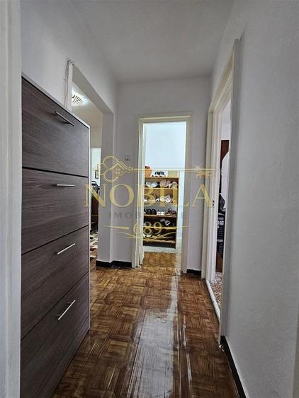 Apartament cu 5 camere în Central