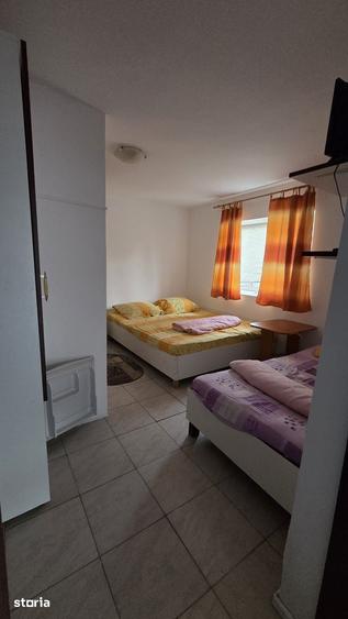 Casa cu 5 camere, 5 bai,teren 547/17,pret 75000 euro - 4