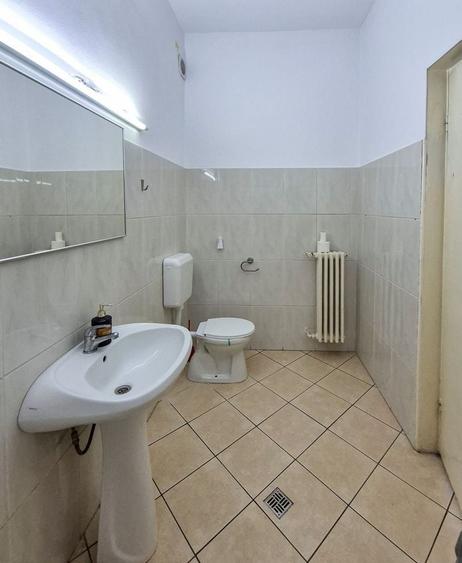 Apartament cu 5 camere în Dorobanți