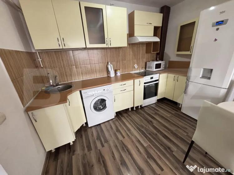Apartament cu 2 camere decomandat, mobilat în Dumbrava 2