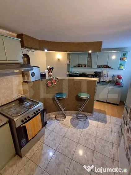 Vila cu foisor si cabana, Suceava zona centrala - 4