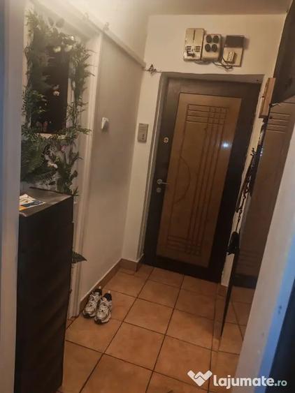 Garsonieră decomandată în Craiovei