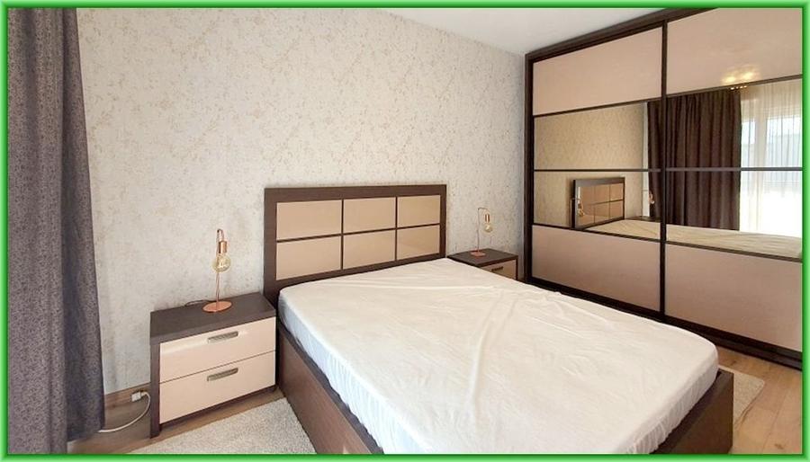 Apartament cu 3 camere decomandat în 9 Mai
