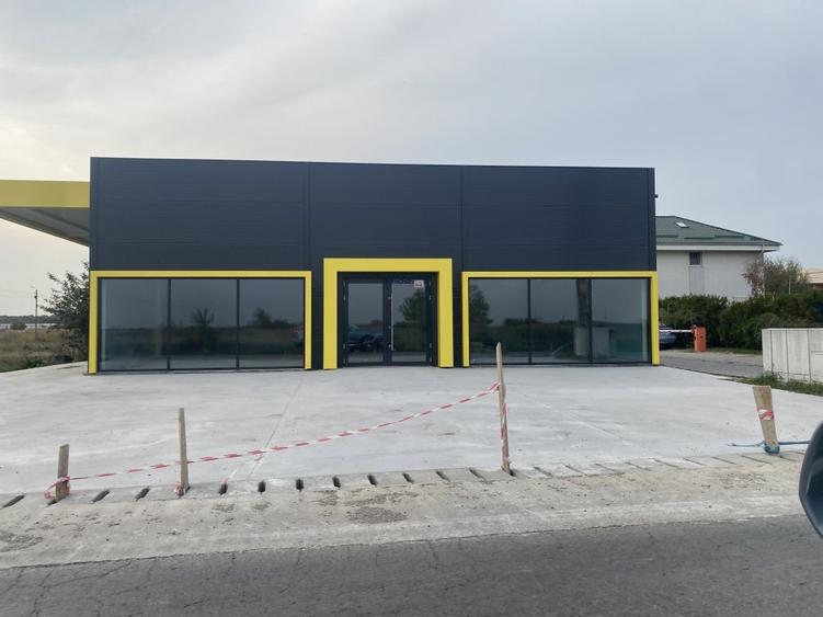 Spațiu comercial, de 140 mp, în Nord