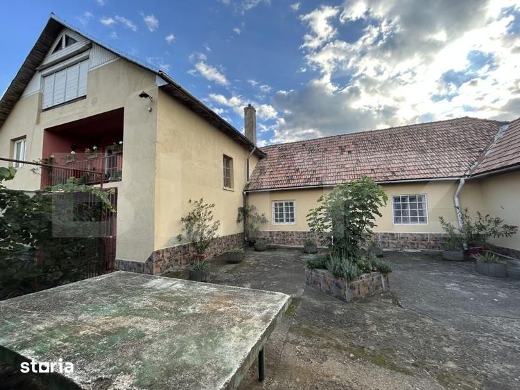 Casă cu Teren 16800 Mp în Cășeiu