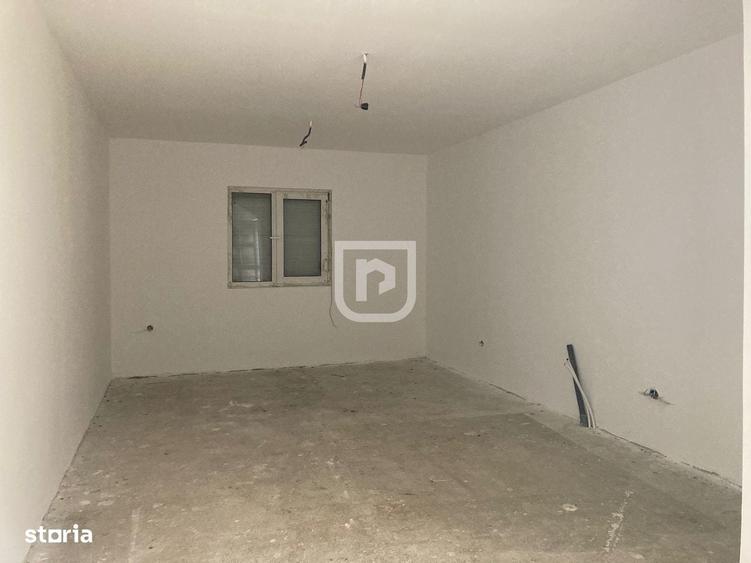 Casă cu 4 camere în Doroteia