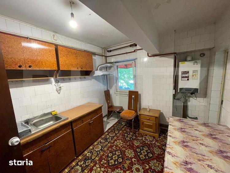 Apartament cu 3 camere decomandat în Lăpuș Argeș