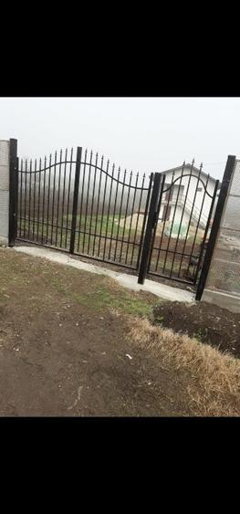 Casă individuală cu 5 camere cu Teren 2000 Mp în Moșteni