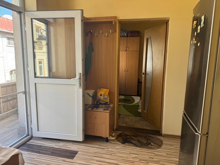 Apartament cu 2 camere semidecomandat în P-ța Ovidiu