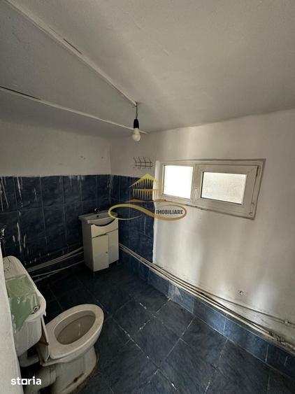 Casă cu 2 camere cu Teren 779 Mp în Tache