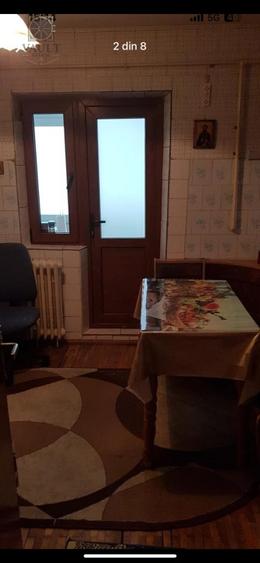 Apartament cu 3 camere decomandat, mobilat în Rahova