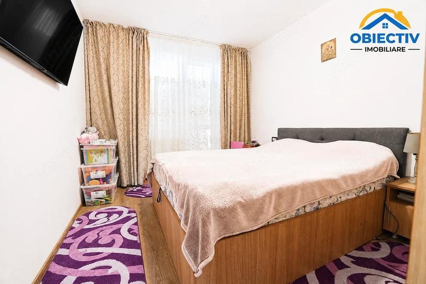 Apartament cu 3 camere semidecomandat în Dărmănești