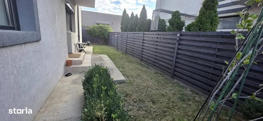 Apartament cu 2 camere decomandat în Odăile