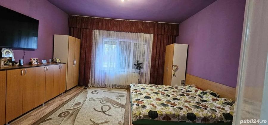 Casă cu 3 camere cu Teren 1550 Mp în Central