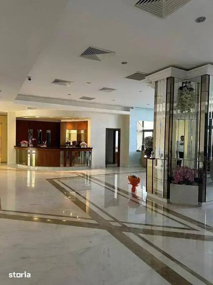 Apartament cu 4 camere, mobilat în Central