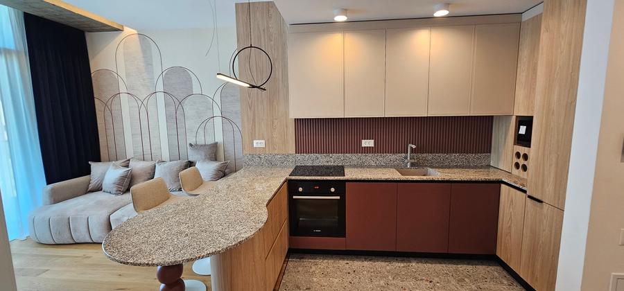 Apartament cu 2 camere semidecomandat, mobilat în Floreasca
