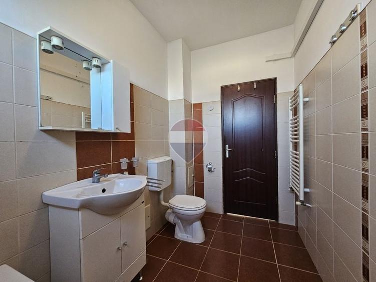 Apartament cu 2 camere decomandat, mobilat în Bună Ziua
