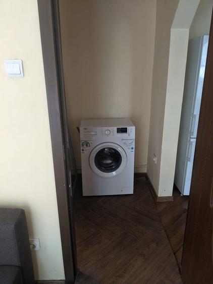 Apartament cu 2 camere semidecomandat în Micro 6