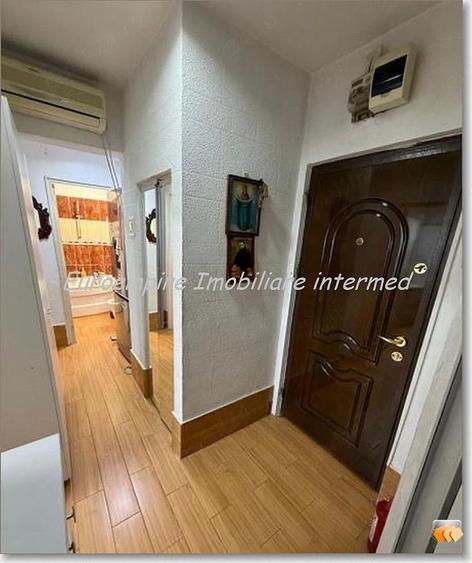 Apartament cu 2 camere decomandat, mobilat în Km 4