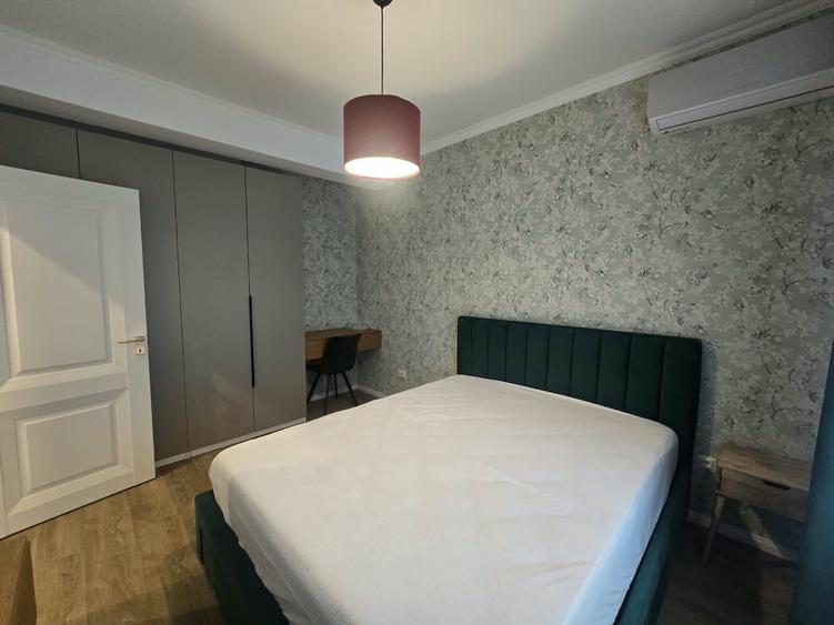Duplex cu 5 camere cu Canalizare în Florești