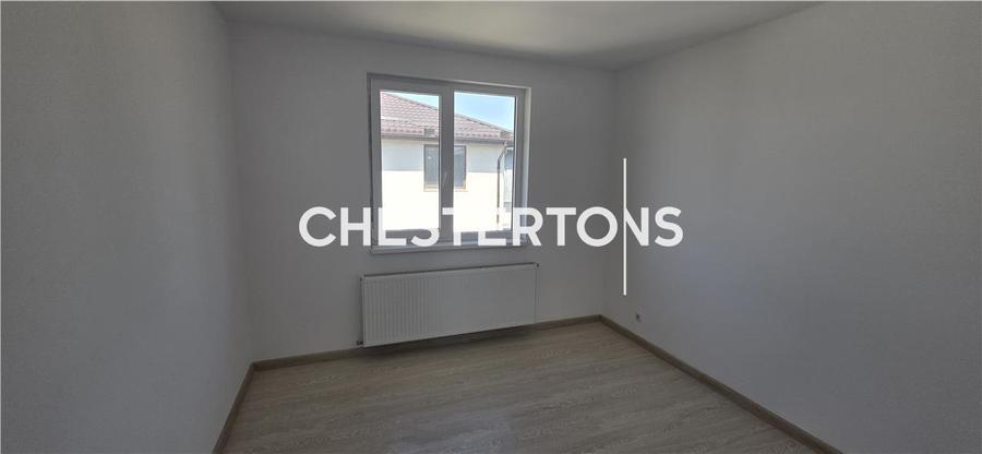 Casă individuală cu 5 camere cu Teren 250 Mp în Domnești