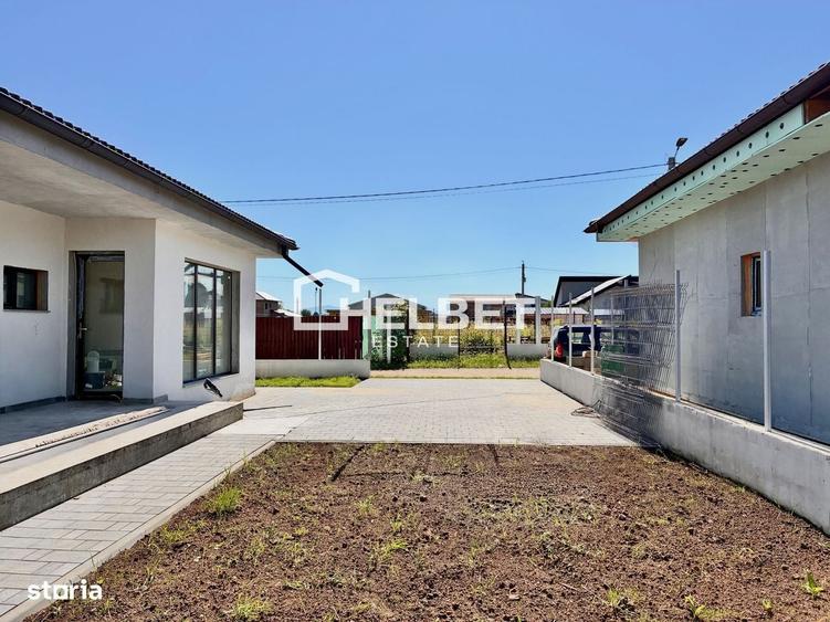 Casă cu 4 camere cu Teren 405 Mp în Sânpetru