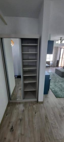 Apartament cu 3 camere semidecomandat în Valea Lupului