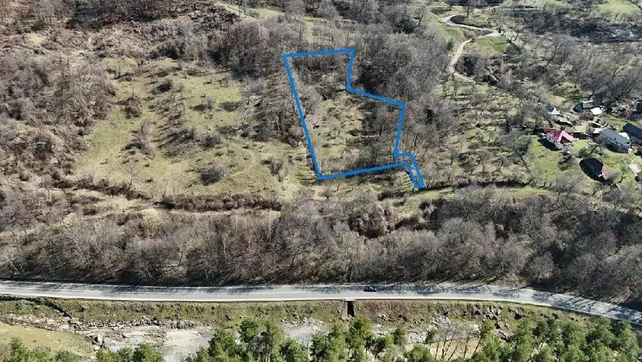Teren de 4001 mp, în Căpățânenii Ungureni