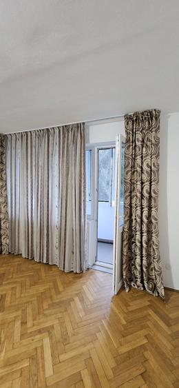 Inchiriez apartament in cartier Plopilor. - 7