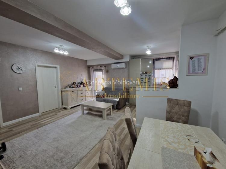 Apartament de 3 camere, decomandat, 76 mp., zona Calea Moldovei