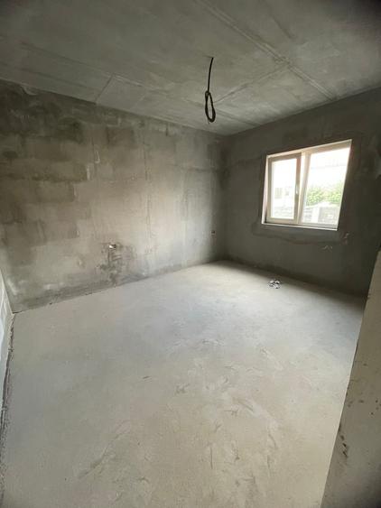 Jumătate de duplex pe parter, Bazos - 7