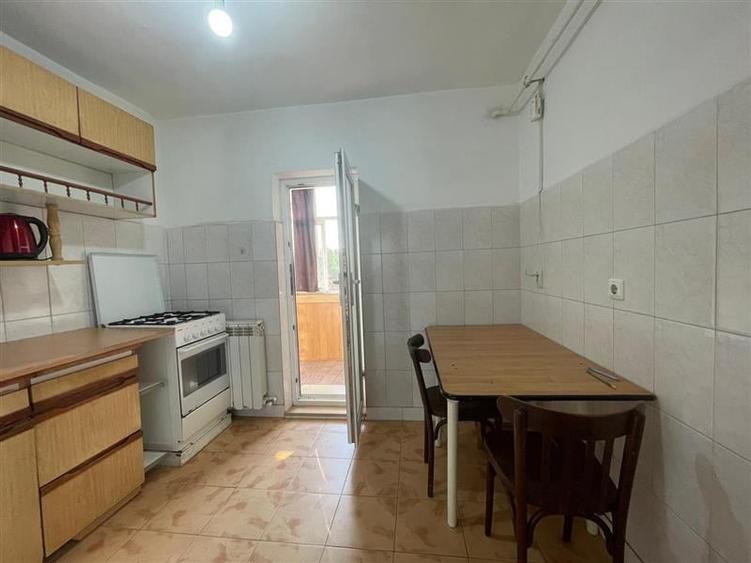 Apartament cu 3 camere de vanzare zona E3 Tulcea - 6