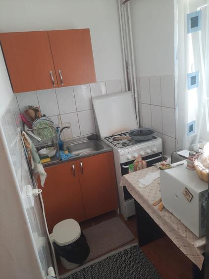 Inchiriere garsoniera in zona buna a Craiovei - 3