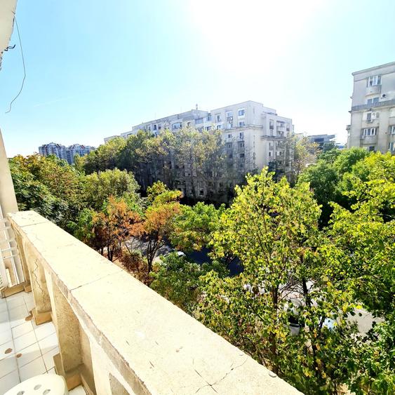 Inchirere 2 camere P-ta Alba Iulia - Burebista - 9